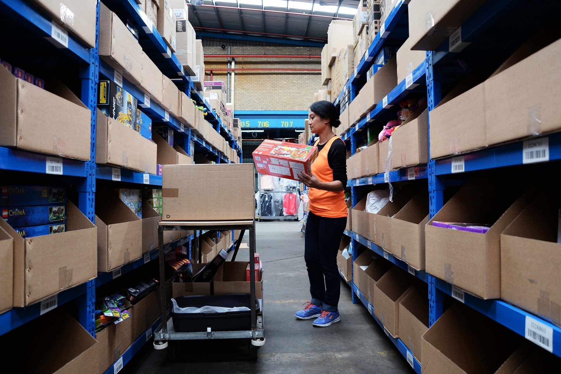 AUSTRALIA MYER Fulfilment centre